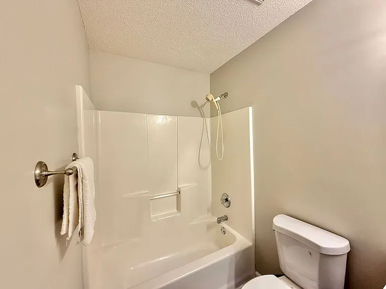 301 Siena Dr — Photo 24