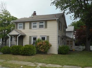 8 John St, Pt Jervis, NY 12771