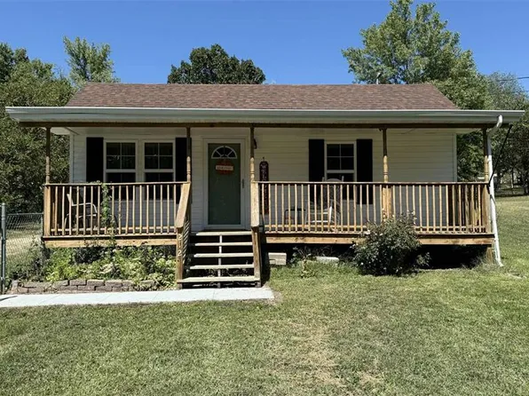 212 Keeth Rd, Crocker, MO 65452