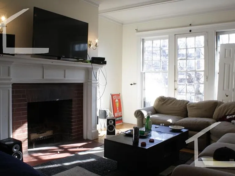 79-81 Gibbs St #3 — Photo 5