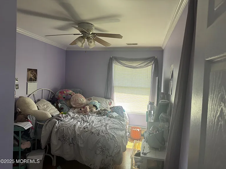 1709 Maple St — Photo 11