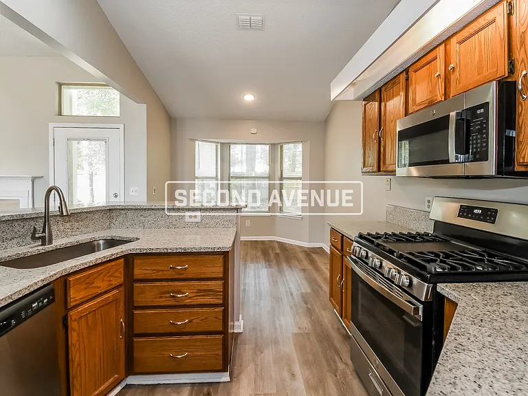8544 Echoridge Ct — Photo 4
