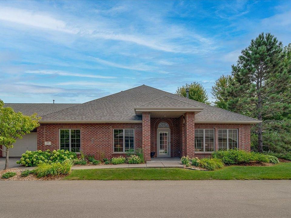 1st image of 77 Deerwood Ct