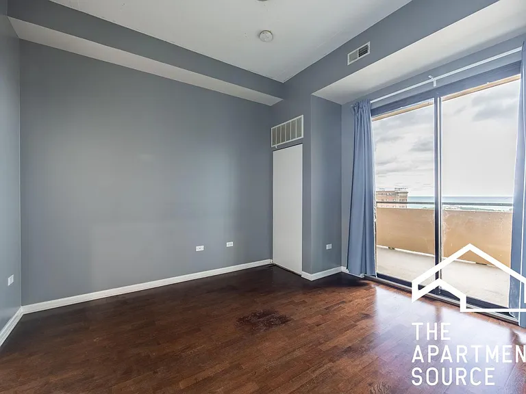 1464 S Michigan Ave #206 — Photo 4
