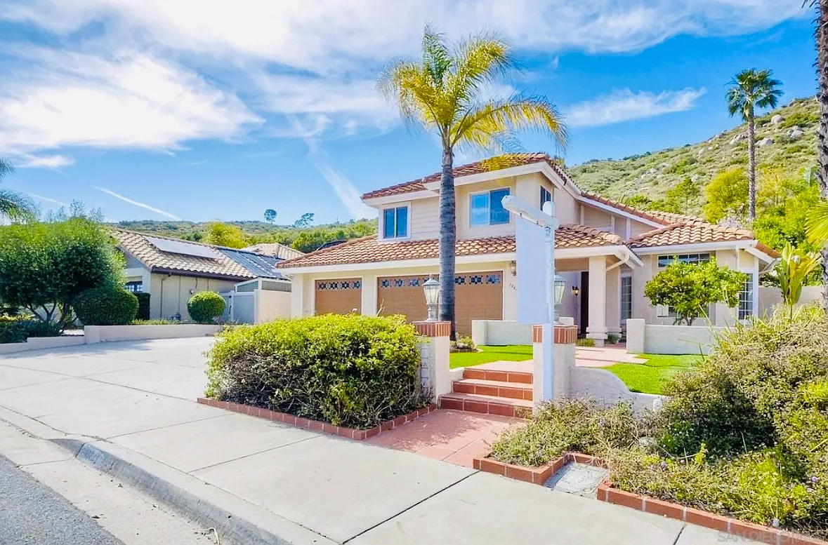 Building Photo - 13642 Quiet Hills Dr