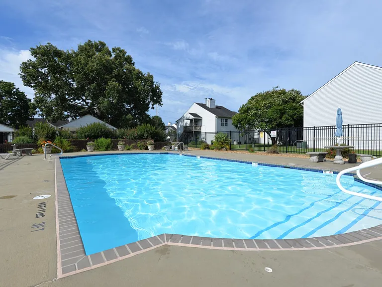 4200 Beasley Ct — Photo 5