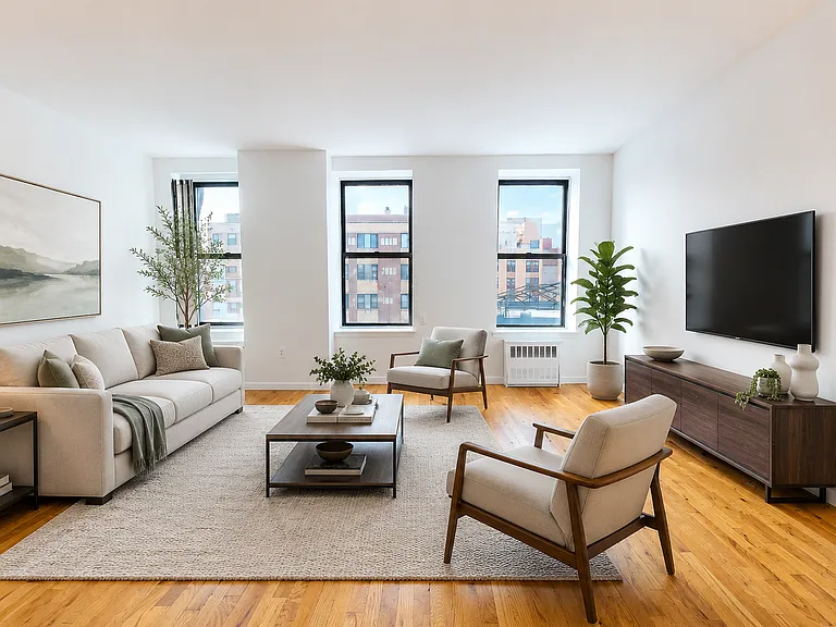 247 W 116th St #5D — Photo 1