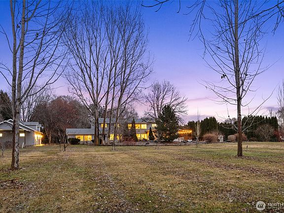 3rd image of 709 S Matthews Road