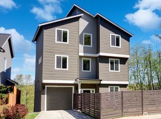 14002 Macadam Rd S, Tukwila, WA 98168