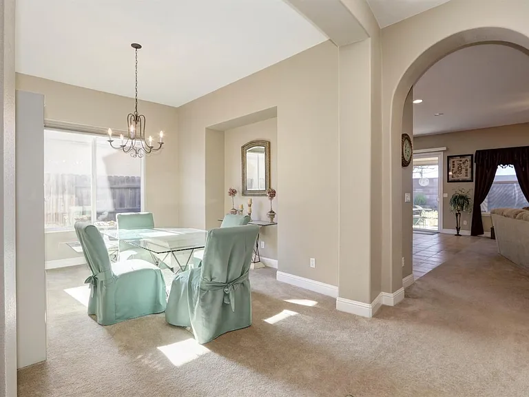 11733 Corino Way — Photo 6