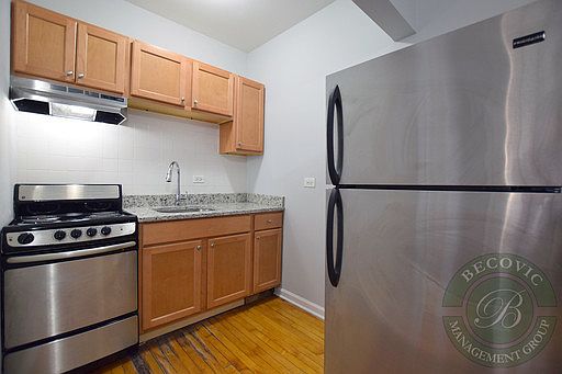 3rd image of 1456 W Fargo Ave APT 204