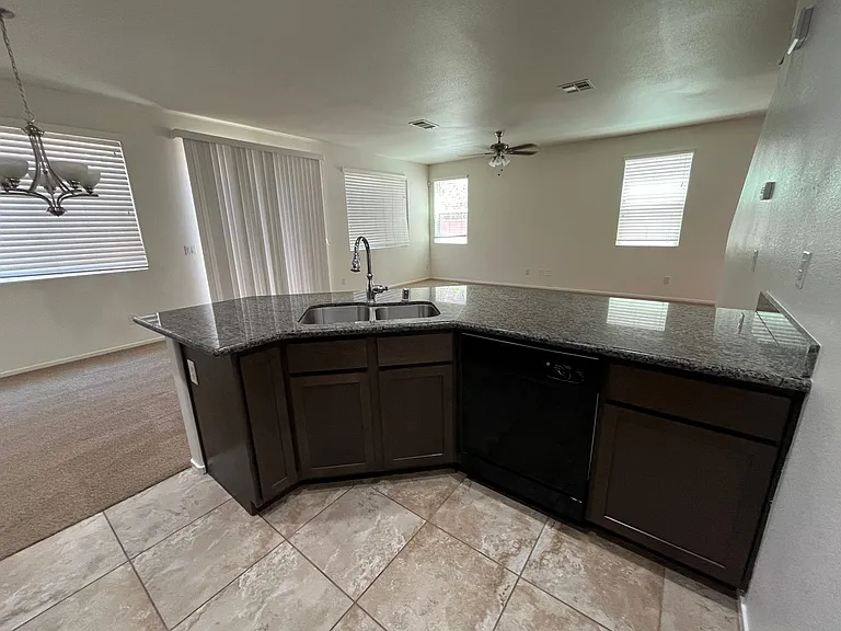 6202 Yankee Spring St — Photo 5