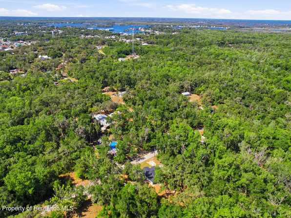 317 NE 13th Ter, Crystal River, FL 34428