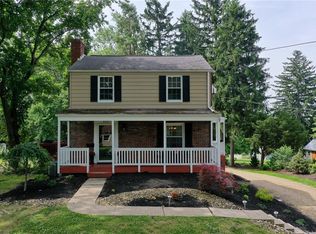3351 Crestview Dr, Bethel Park, PA