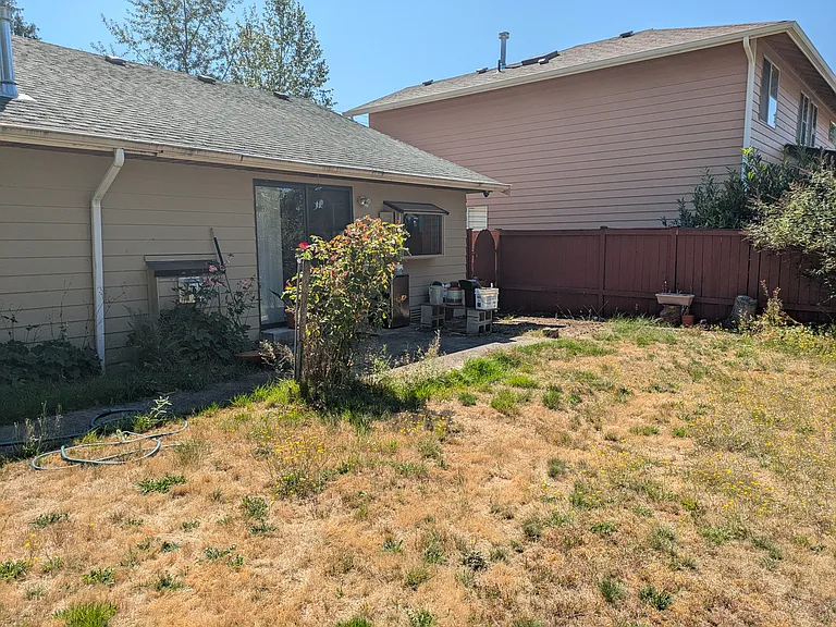 5327 148th St SW #3 — Photo 8