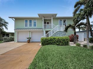 804 Bay Point Dr, Madeira Beach, FL 33708