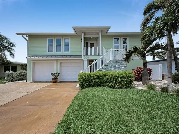 804 Bay Point Dr, Madeira Beach, FL 33708