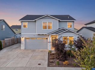 1054 Hickory St, Independence, OR 97351
