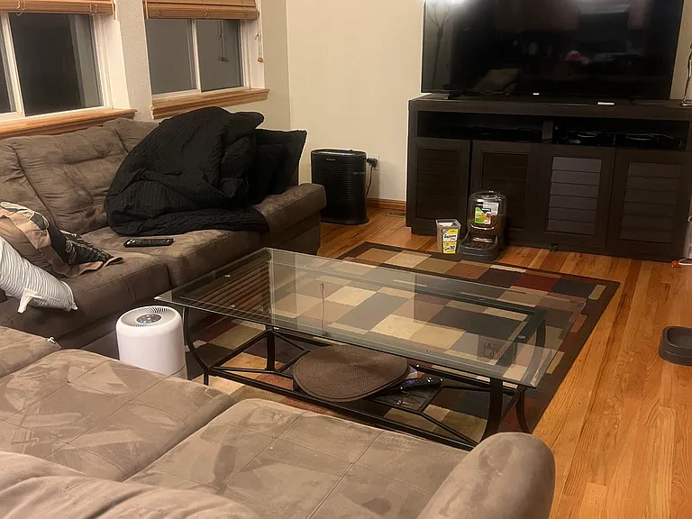 1376 S Akron Way — Photo 5
