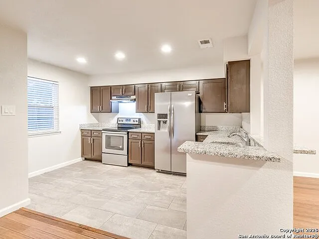100 Lorenz Rd #1504 — Photo 18
