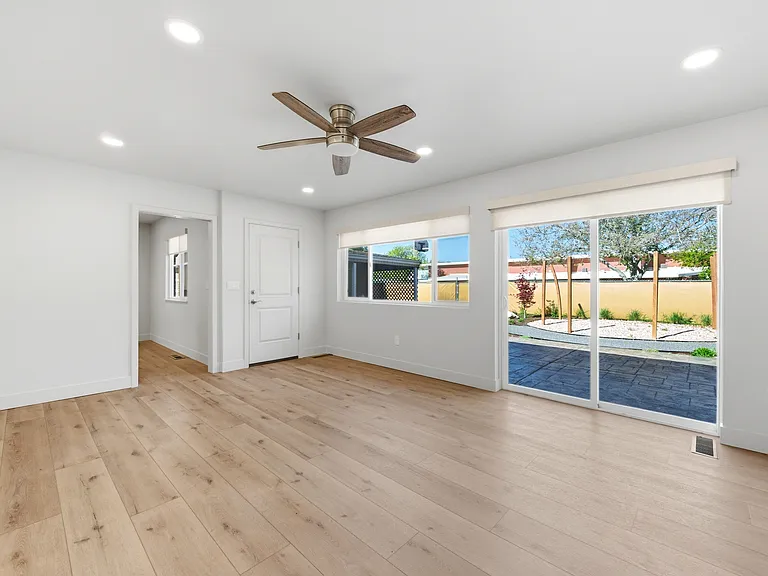 1153 N Buccaneer Dr — Photo 20