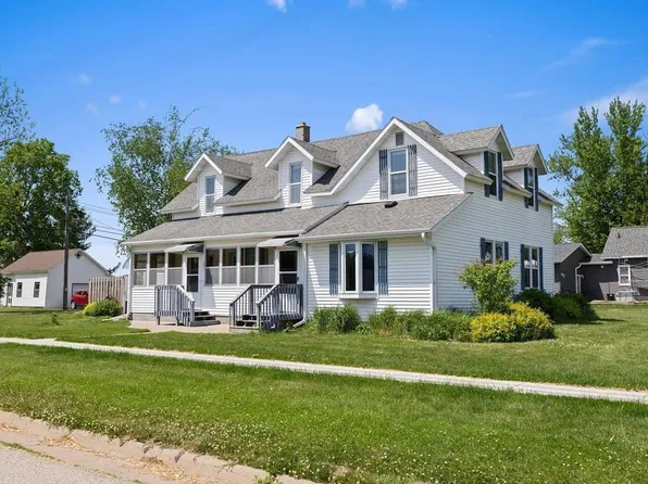 201 W Hogg Street, Melrose, WI 54642