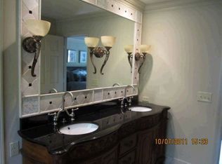 9960 Huntcliff Trce, Sandy Springs, GA 30350
