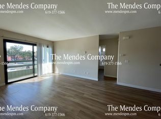 1353 N Vulcan Ave APT D, Encinitas, CA 92024