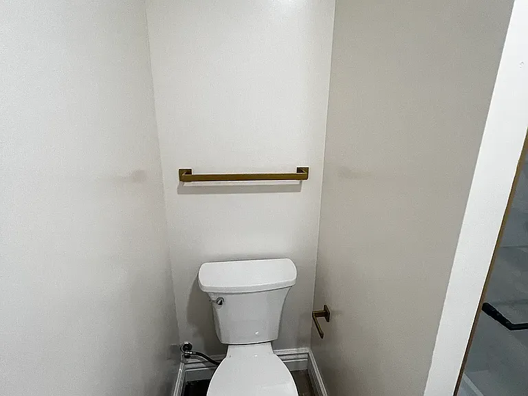 1111 14th St NW #608 — Photo 5