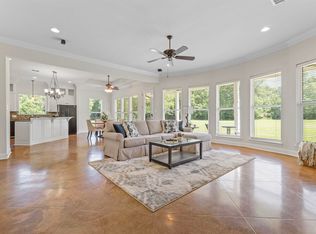 33050 Duff Rd, Walker, LA 70785