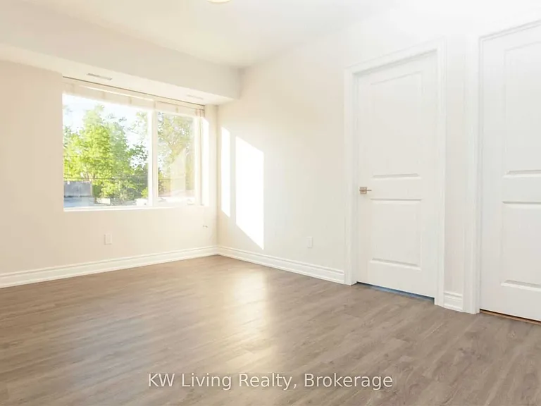 247 Chisholm Ave #3 — Photo 9