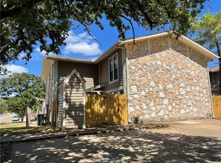 2101 Barak Ln APT 17, Bryan, TX 77802