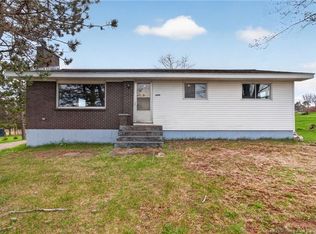 2958 Mountain Rd, Moncton, NB E1G 2W7