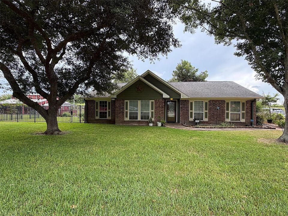 1st image of 2903 Michael Wayne Rd