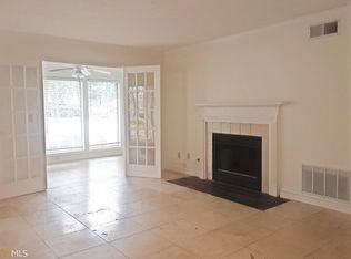 808 Gettysburg Pl, Sandy Springs, GA 30350