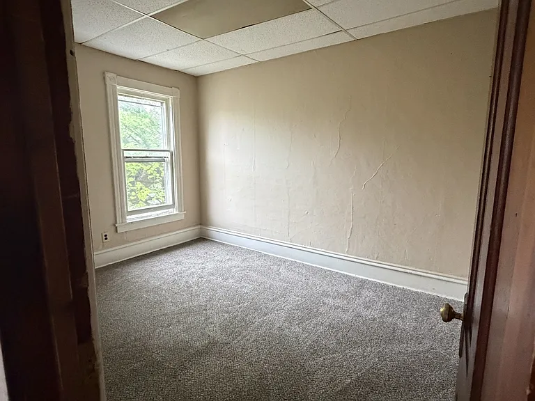 292 Falconer St #3 — Photo 8