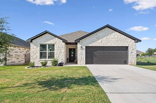 2120 Blackhawk Loop Photo 1