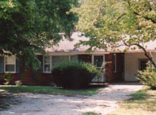 2011 N Wood Ave, Florence, AL 35630