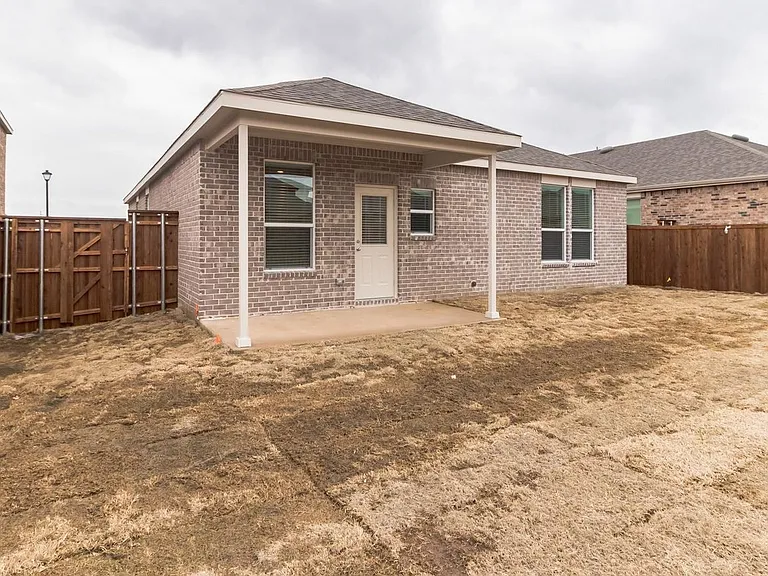 804 Cormorant St — Photo 23