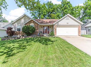 1252 Crooked Creek Dr, Saint Charles, MO