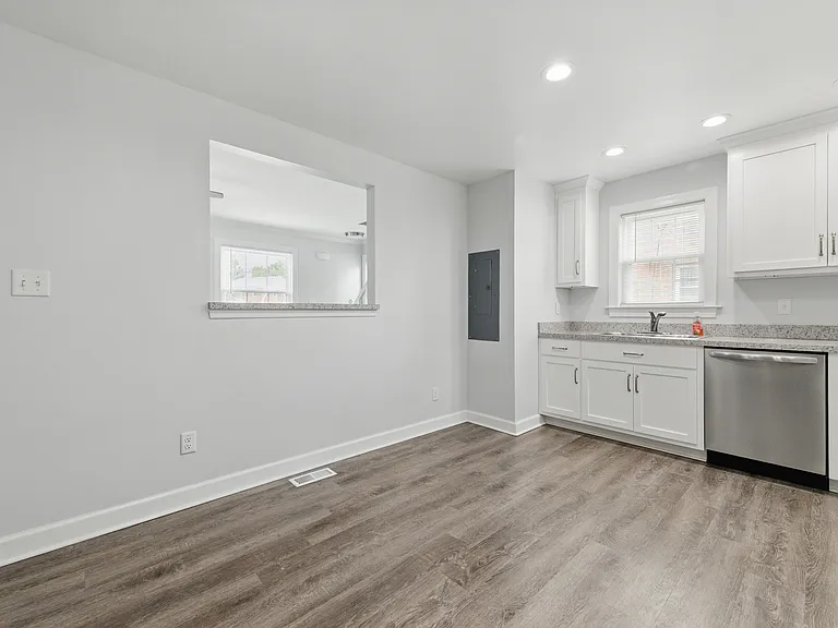 3804 Van Patten Rd — Photo 8