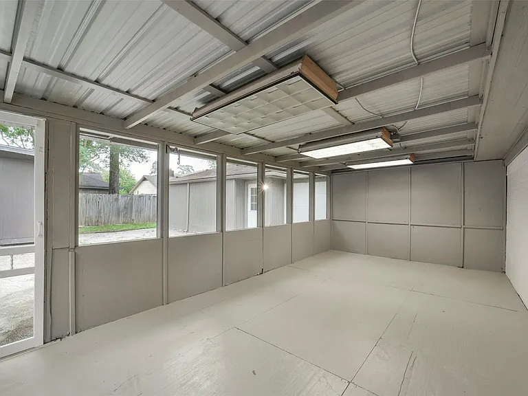 23122 Whispering Willow Dr — Photo 19