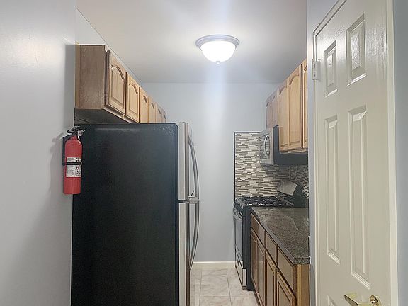 2nd image of 5061 96th St #50-1T