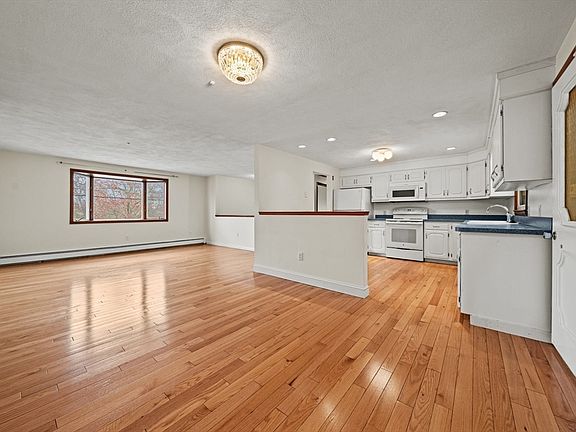 4th image of 23 Buttaro Rd
