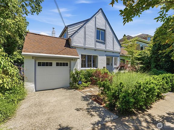 3rd image of 614 35th Avenue