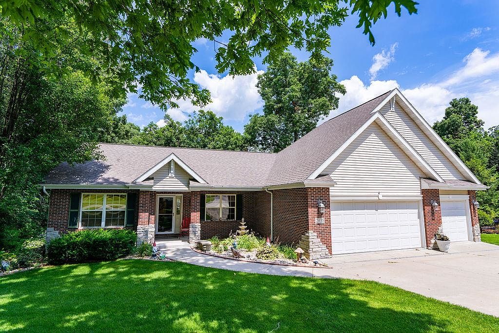 2035 Hillsdown Rd, Davis, IL 61019 | Zillow