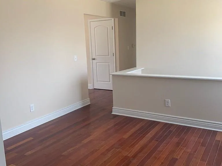 3226 Charter Oak Rd — Photo 4