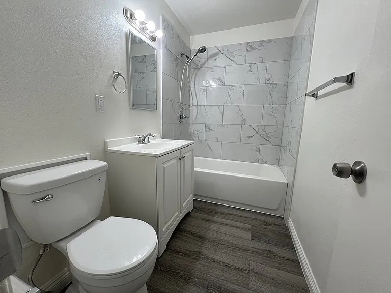 520 Dora Guzman Ave #B — Photo 10