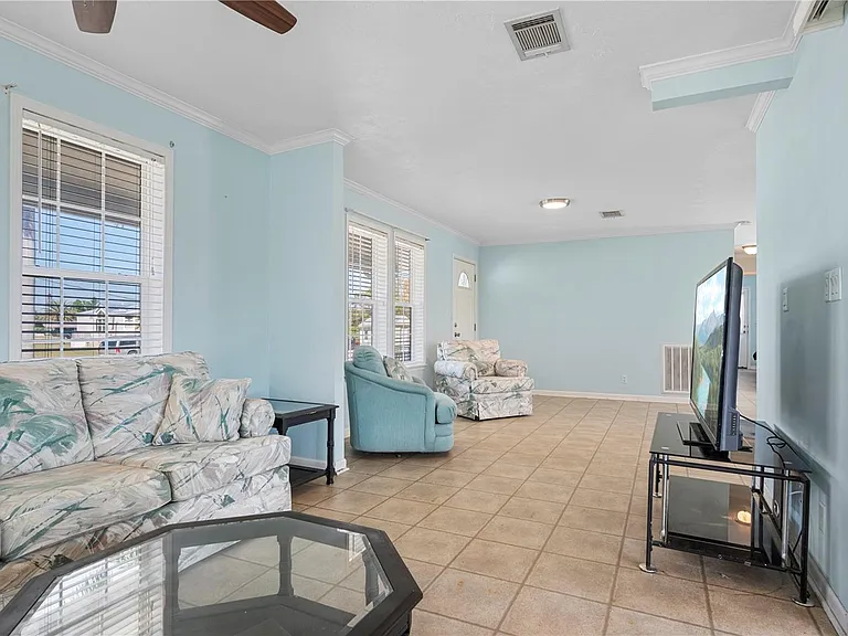 3004 Bamboo Ct — Photo 14