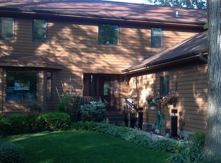 38797 N Kelley Rd, Spring Grove, IL 60081